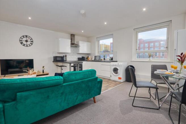 1 bed Apartment to rent Image 8