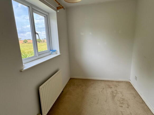 2 bed Town House for sale Image 10
