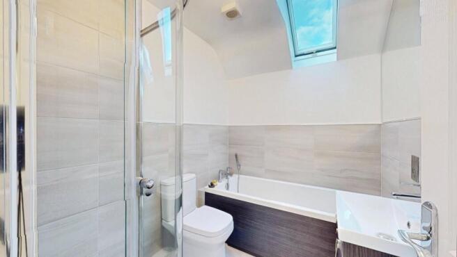 2 bed Detached for sale Image 6