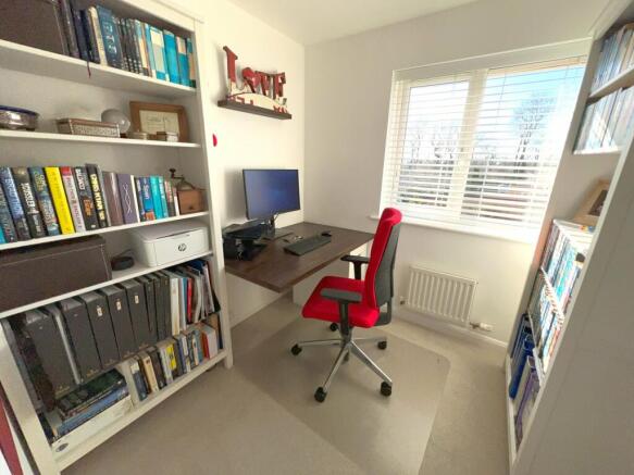 Photo 12