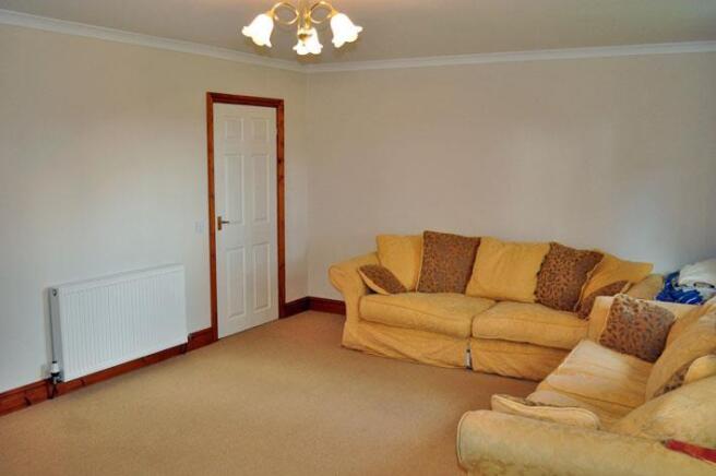 SECONDARY LOUNGE
