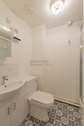 Home orchard bathroom