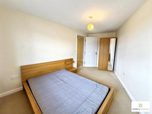 2 bed Apartment for sale Image 8