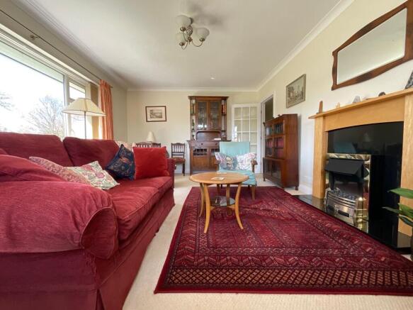 2 bed Flat for sale Image 5
