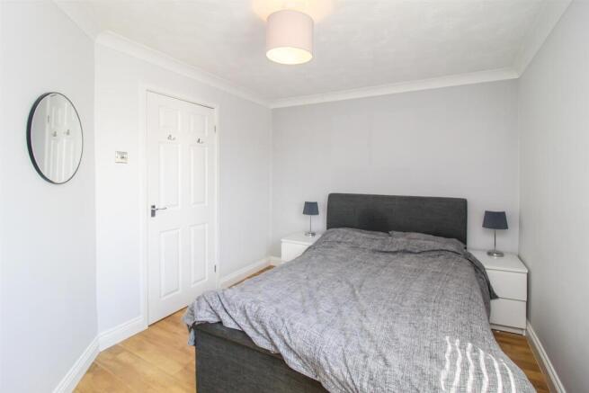 2 bed House for sale Image 8