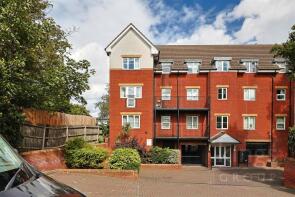 Flat 4, 2, Garfield Road, Enfield EN3 4RT