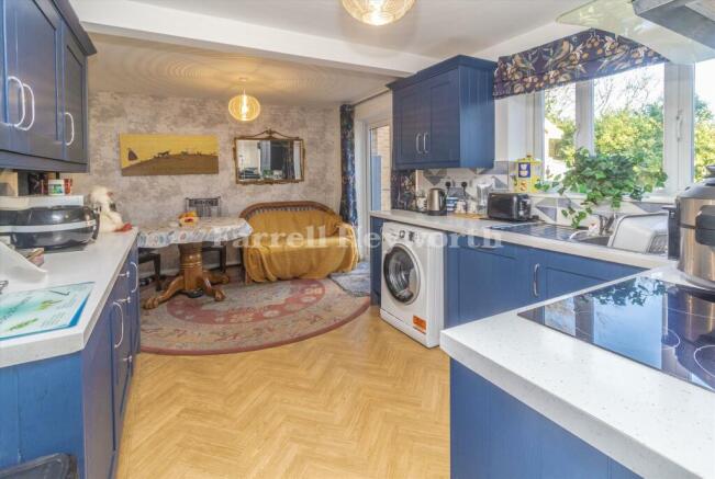 Kitchen Diner image 
