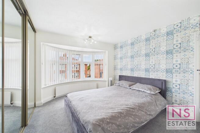 3 bed Semi-Detached for sale Image 10