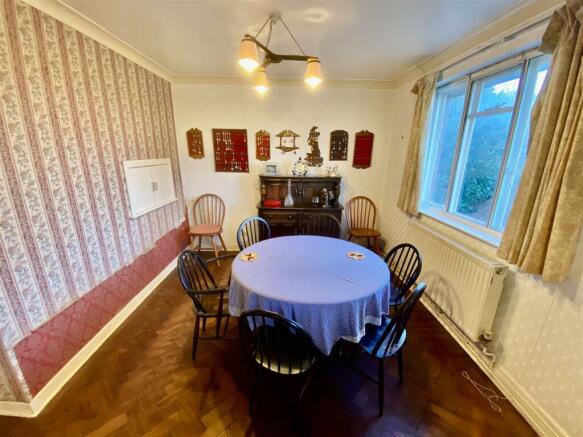 Living/Dining Room