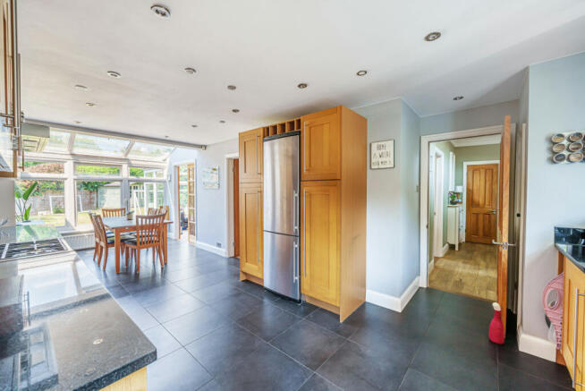 Kitchen/Dining