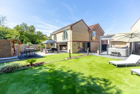 Furzeacre Close, Plymouth, Devon, PL7