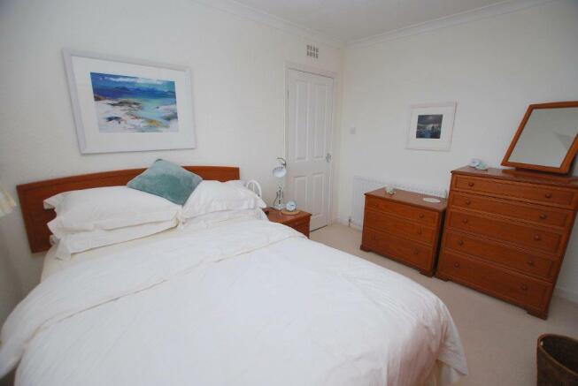 22 Turnberry Avenue  Gourock (6) bedroom 2.jpg