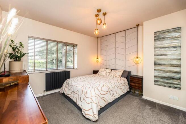 3 bed Terraced for sale Image 7