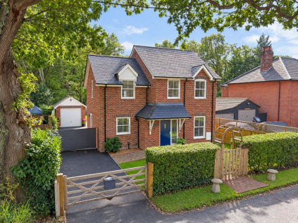 St Johns Road, New Milton, BH25
