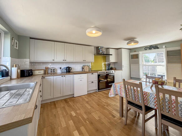 Kitchen/Dining ro...