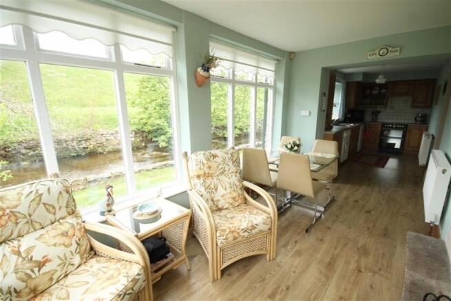 Kitchen/Sunroom