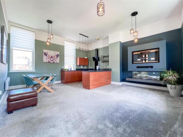 Living / Kitchen / Dining