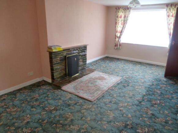 Sitting/Dining Room
