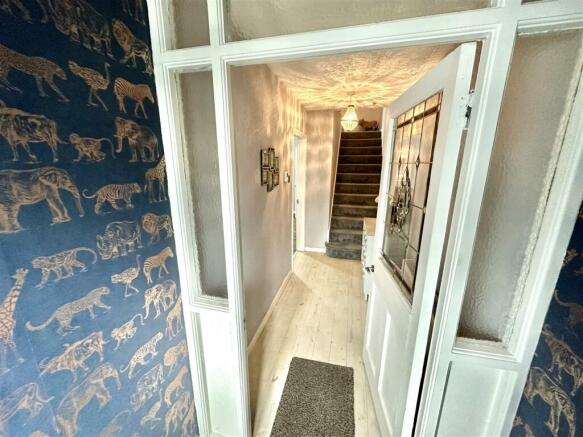RECEPTION VESTIBULE