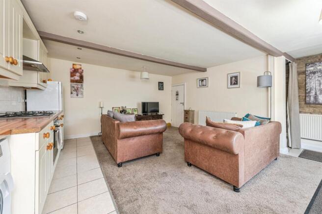 2 bed End of Terrace for sale Image 4