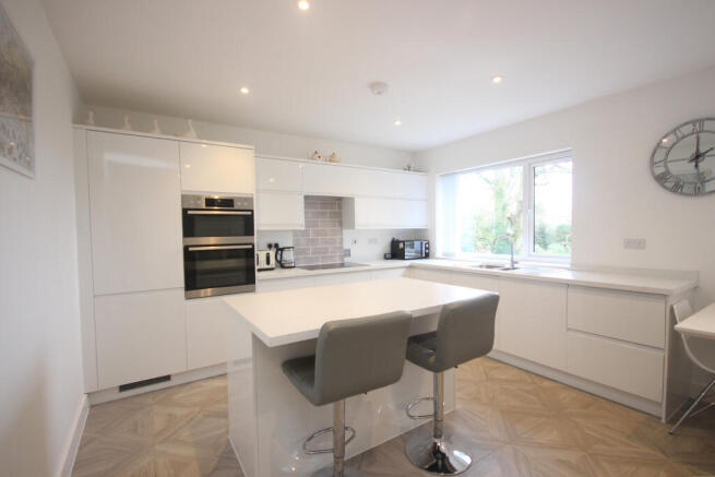 Kitchen 2