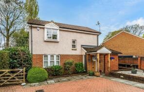 11, Bakers Way, Dorking RH5 5JS