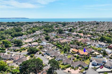 Moat Lane, Barton on Sea, New Milton, Hampshire, BH25