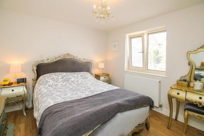 2 bed Detached Bungalow for sale Image 7