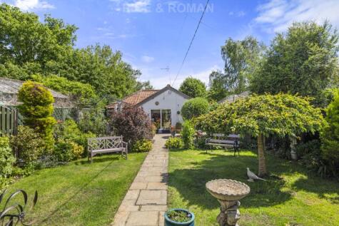 The Borough, Brockham