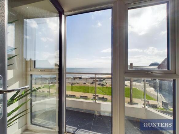 2 bed Apartment for sale Image 7
