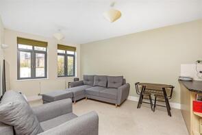 Flat 5, 65, Putney Bridge Road, London SW18 1PF