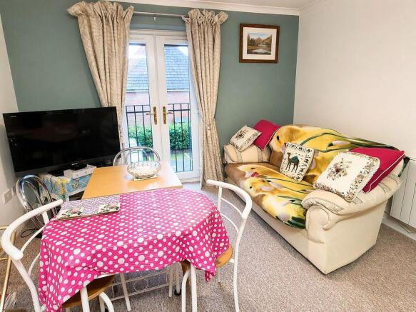 1F Pound Lane_Sitting Room