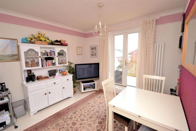 Dining Room 1 (1).jpg