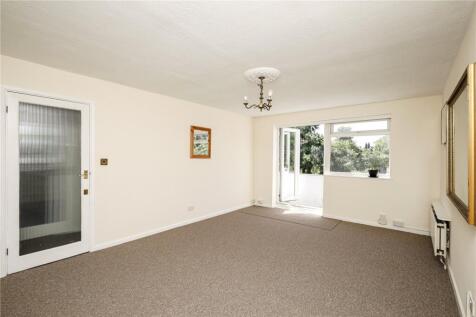 Tring Avenue, London, W5