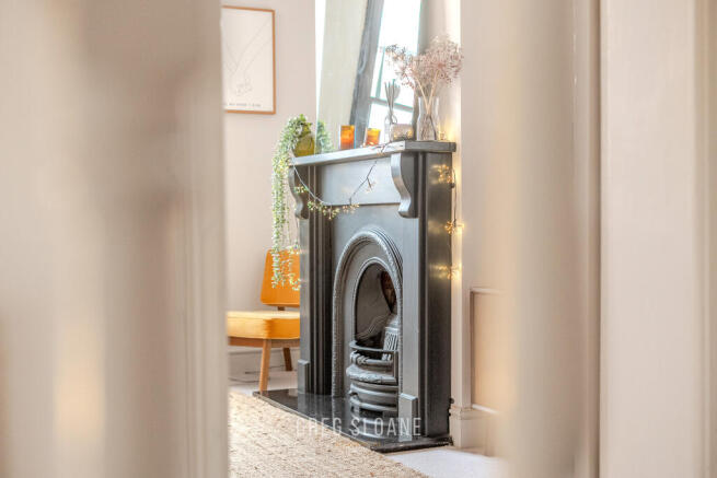 1408195-7-698cd9e0d2fb5