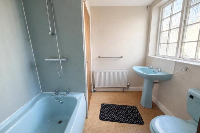 2 bed Terraced for sale Image 10