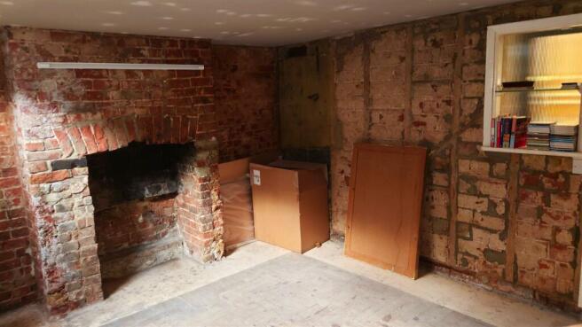 Basement Room 02.JPG