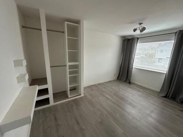 3 bed Semi-Detached for sale Image 9