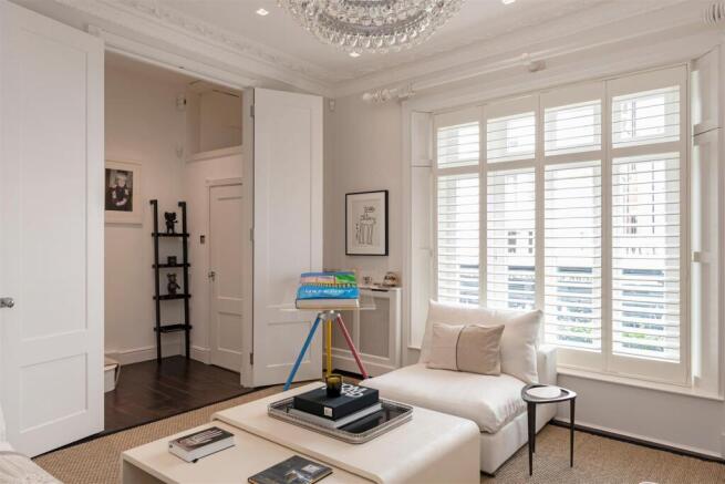 37 Lower Belgrave Street Hi-36.jpg