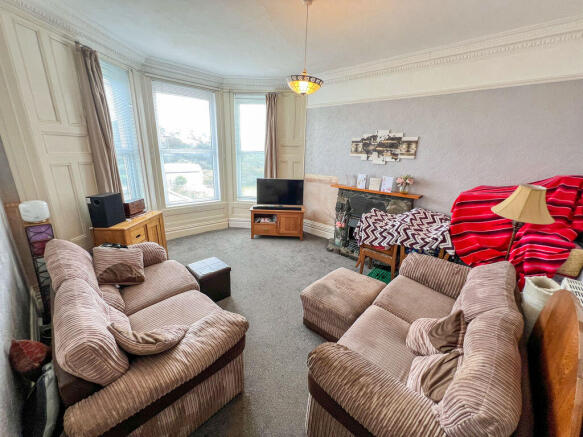 63 Royal Avenue West, Onchan
