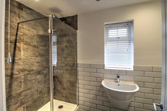 Master ensuite