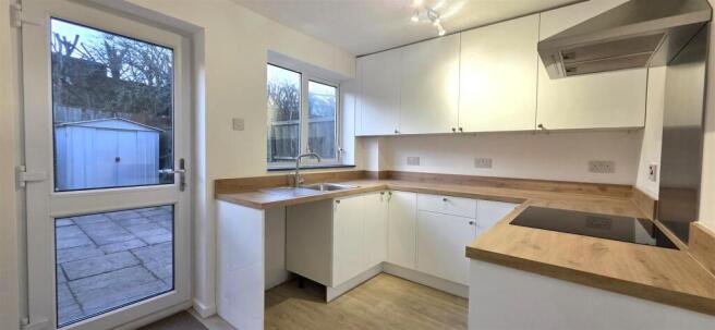 22 Attlee Close Kitchen.jpg