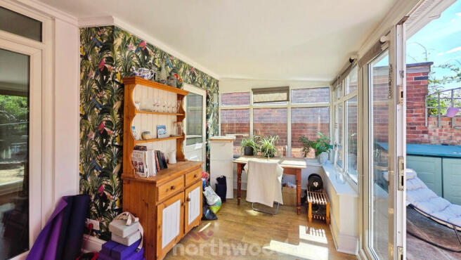 3 bed Semi-Detached for sale Image 8