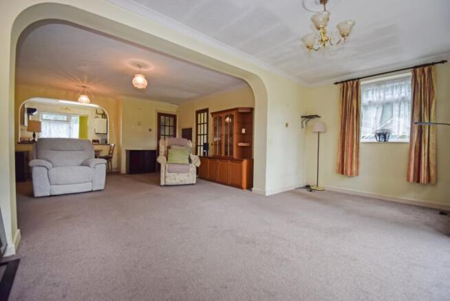 Sitting/Living Room