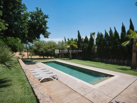 Poolbereich Haupthaus