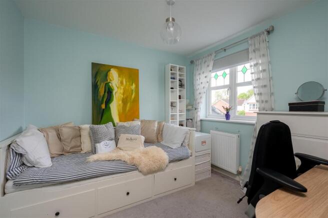 4 bed Detached for sale Image 12