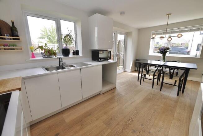 3 bed Detached for sale Image 11