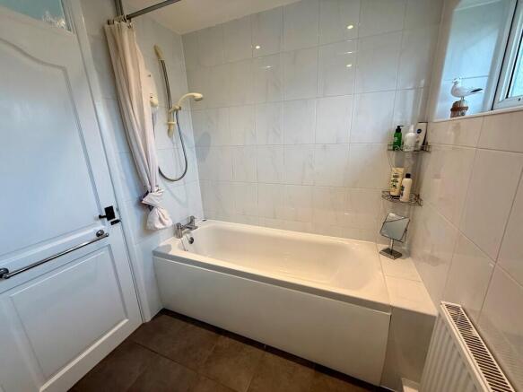 121 Mallon Dene B...