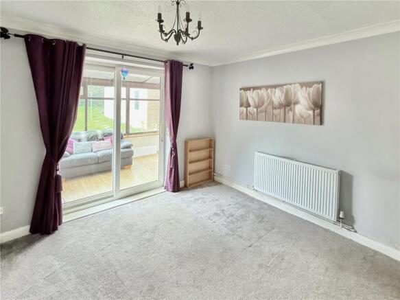 3 bed Semi-Detached for sale Image 6