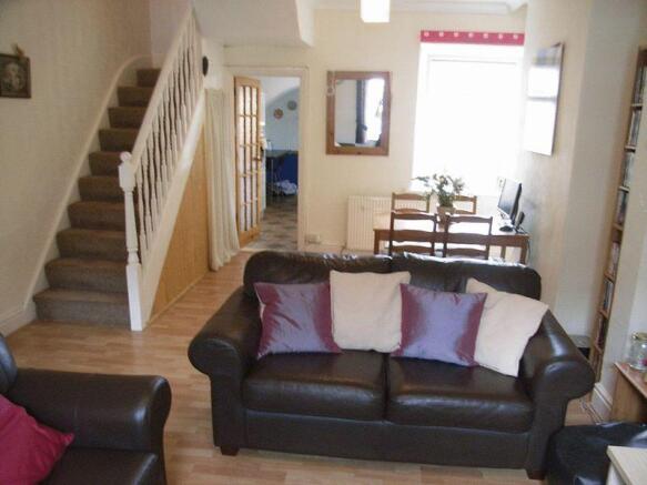 Lounge/Dining Room